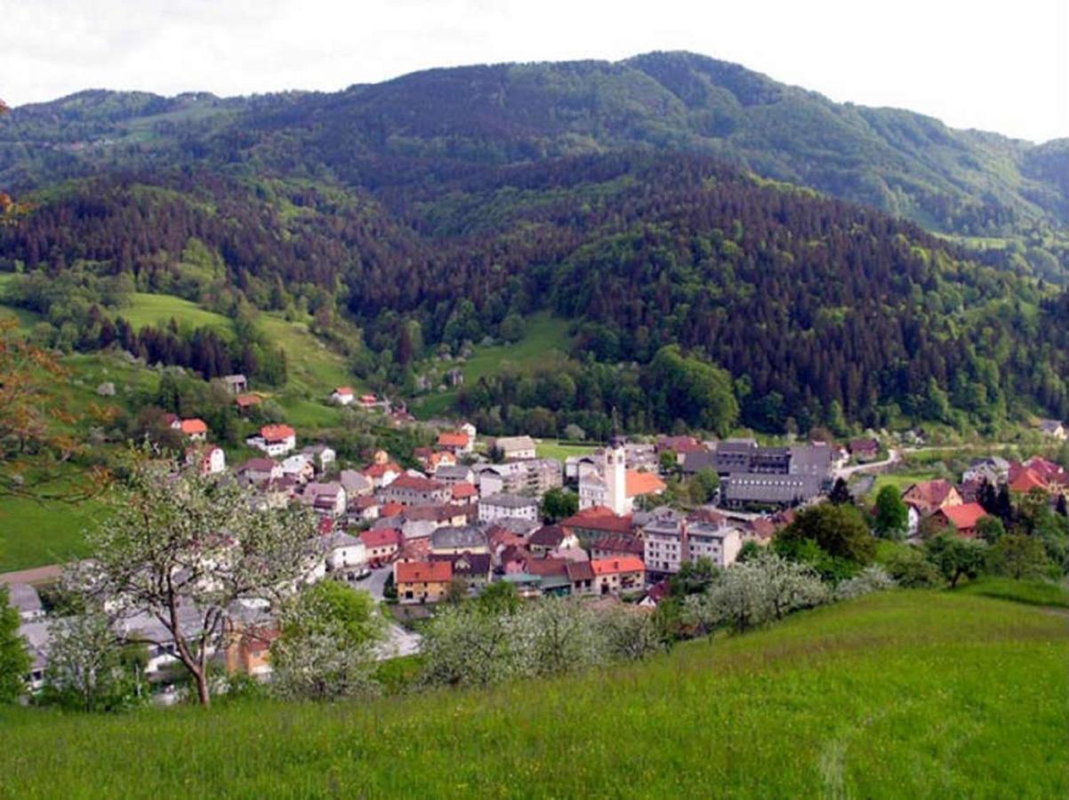 Apartment Perunika Cerkno Esterno foto